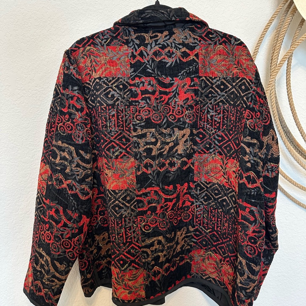 Chic Black And Red Patterned Jacket - image 3